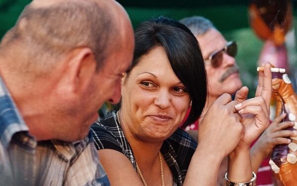 LAIKAS „Kino pavasaryje“: nuoširdžios ir komiškos meilės paieškos be interneto (nuomonė)