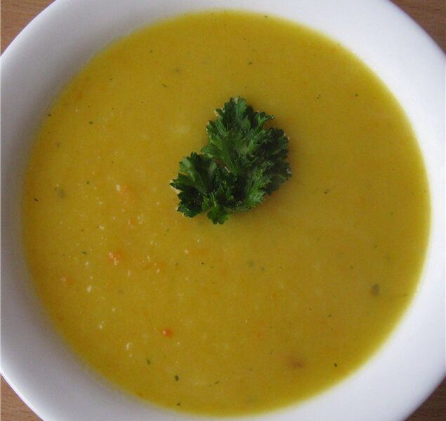 Trinta cukinijų ir bulvių sriuba