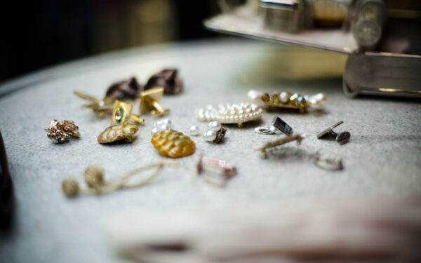 Matei filmą, pasiimk daiktą. Iš „Kai apkabinsiu tave“ aukcijono-viktorinos (Foto)