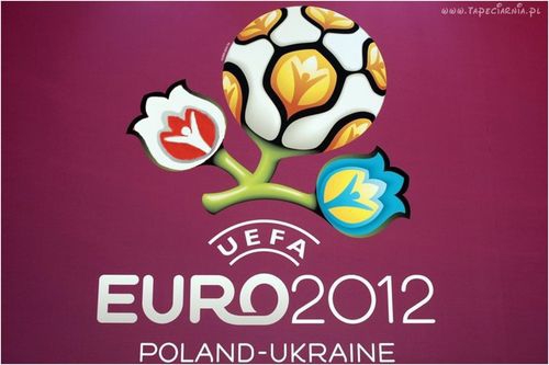2012 m. Europos futbolo čempionatas: Lenkija ir Ukraina atsilieka