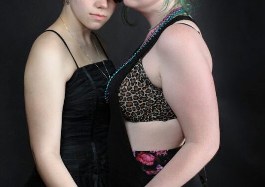 Kitokios mokyklos išleistuvės: šventė homoseksualiems paaugliams (foto)