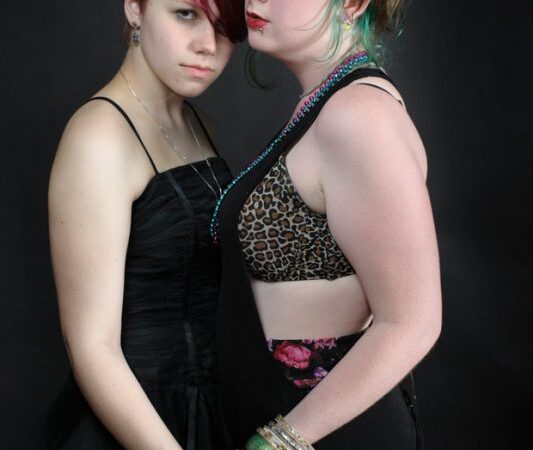 Kitokios mokyklos išleistuvės: šventė homoseksualiems paaugliams (foto)