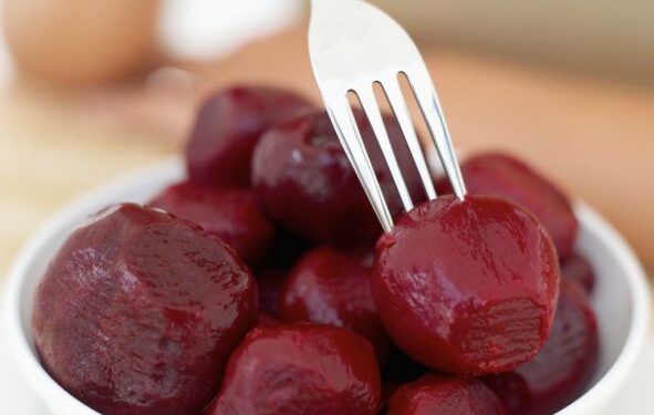 Burokėlių ir sūrio apkepas