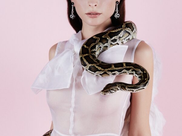 Užuominos į Dizainerio Roberto Kalinkino pavasario–vasaros kolekciją (foto)