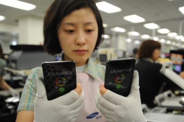 „Samsung“ telefonus surinkinėjanti kinų kompanija išnaudojo vaikus