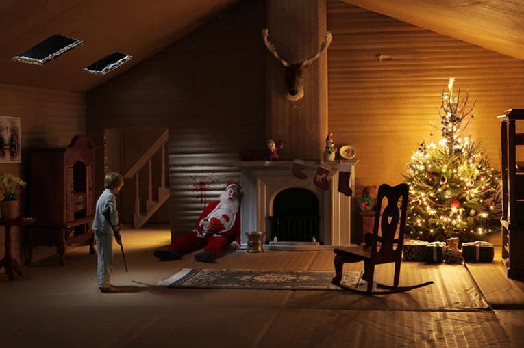Nušautas Kalėdų senelis ir kitos nejaukios realistinės miniatiūros (foto)