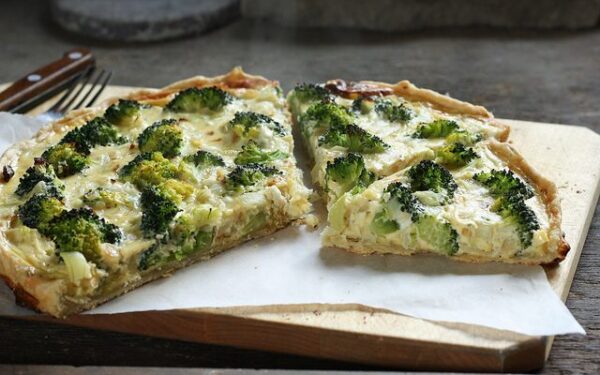 Brokolio ir fetos sūrio pyragas