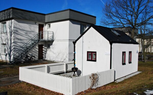 Didelis gyvenimas, sutelpantis vos 8,8 kvadratinių metrų namuose (interviu, foto)