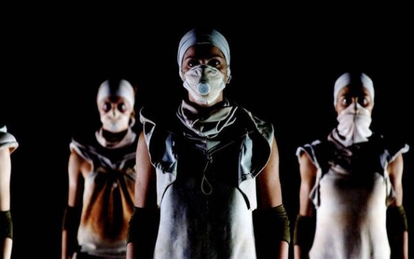 „Sirenose“  – naujoji lietuvių teatro mintis ir radikali užsienio programa