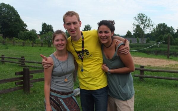 Minedas tapo dizaineriu: pristatys savo vardinius marškinėlius (foto)