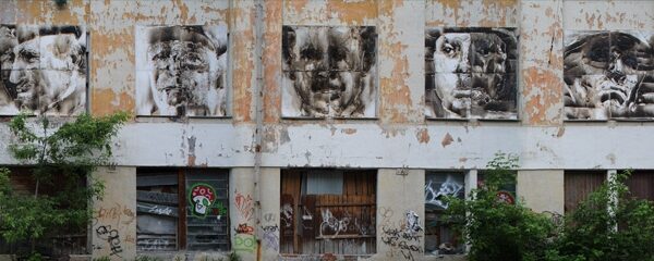 Meną kuriantis ginklas (foto)