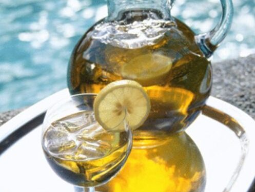 Šalta arbata su citrina ir migdolais