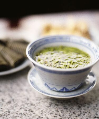 Vištienos sriuba su bambukų ūgliais