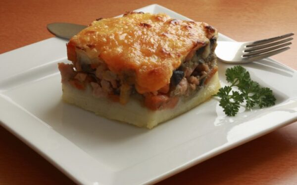 Vištienos apkepas su obuoliais