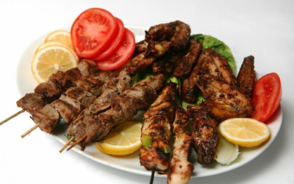 Avienos su kauliuku šašlykas