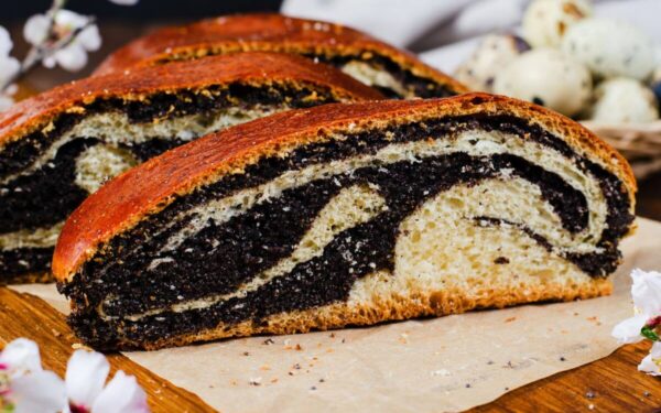 Aguoninis pyragas: paprastas receptas Kalėdoms