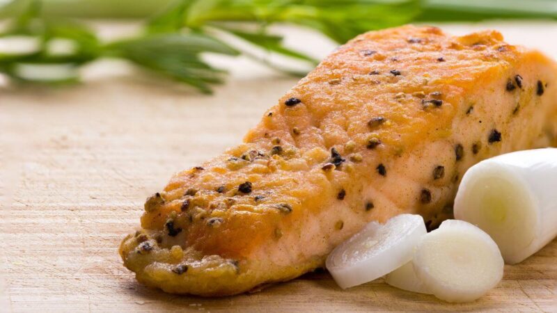 Žuvis su pievagrybiais Kūčioms: subtilus skonio derinys tradiciniam stalui