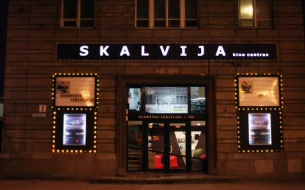 „Skalvijos“ kino klube – improvizuoti pokalbiai su žiūrovais apie filmus