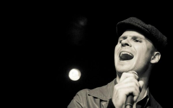 Aktorius Audrius Bružas: „Svarbiausia ugdyti drąsą ir pasitikėjimą savimi“ (interviu)