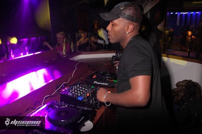 Pacha „R'n'B“ savaitgaliai su DJ Black B