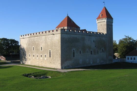 Estai turistus vilioja atostogomis dvaruose