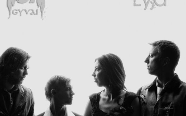 Grupė „Gyvai” pristato naują singlą „Lyja“