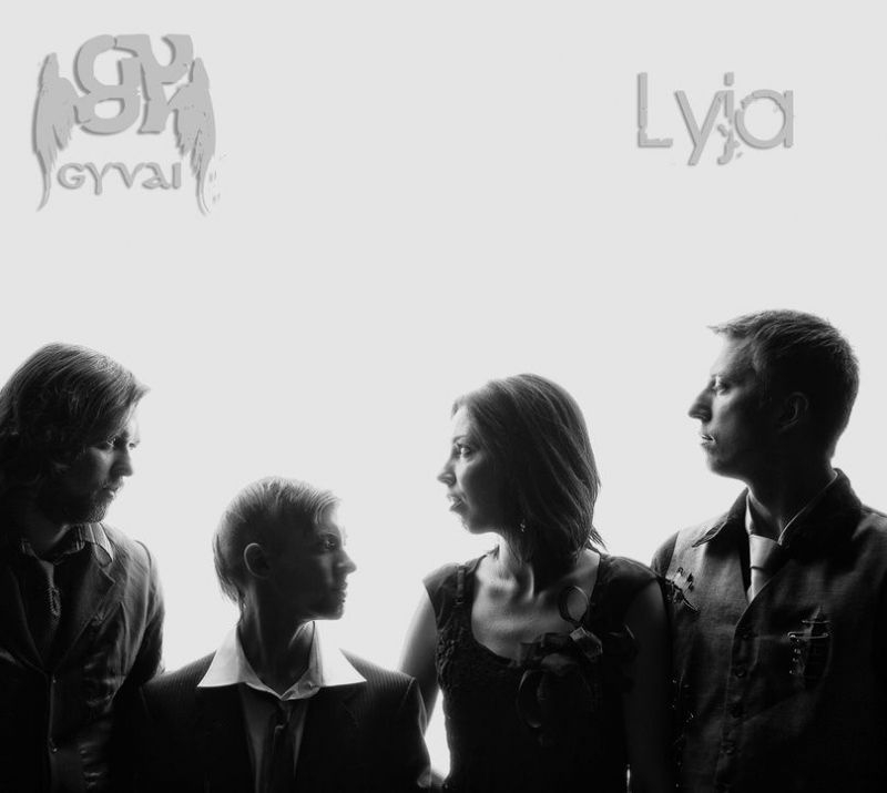 Grupė "Gyvai" pristato naują singlą „Lyja“