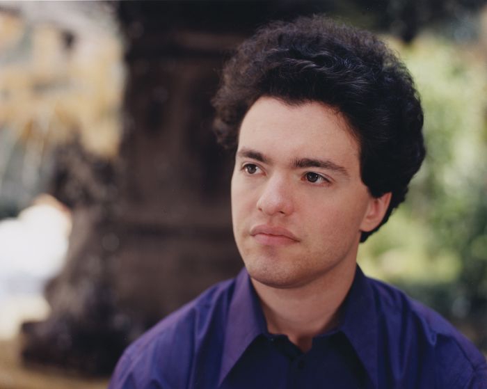 Mistinę aurą kuriančio pianisto Evgeny Kissin koncertas Vilniuje