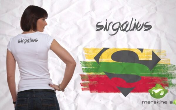 Stilistės A. Gilytės krepšinio sirgaliams kurti „supermeno“ marškinėliai