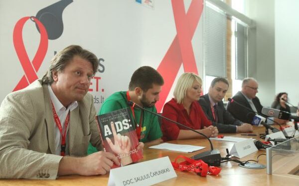 Tylą, susijusią su ŽIV ir AIDS, Vilniuje ir Kaune nutrauks maršai