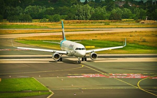 3 patarimai, kaip sutaupyti laiko oro uoste