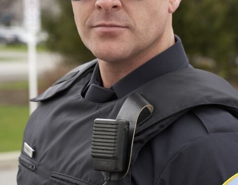 Akiniai – šiandienos riterių antveidžiai