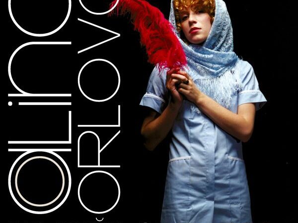 Vaizdo istorija Alinos Orlovos dainai „Vaikelis“ nufilmuota vandenyje (Video-)