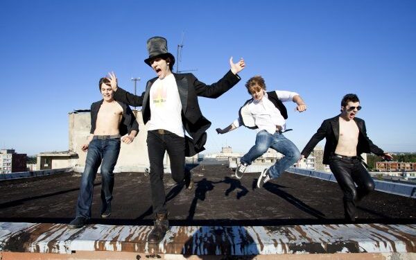 Talentų banke – jauna roko grupė „Alive way“