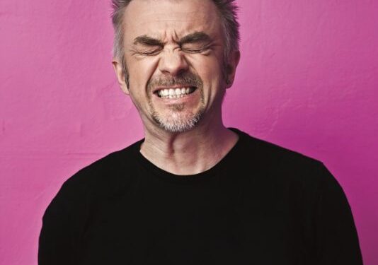 Ilgai laukto naujo albumo dainas A. Mamontovas pirmiausiai atliks vasaros turo koncertuose