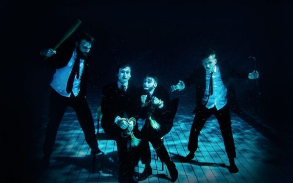 „Neteisėtai padaryti“: „Pradedame naują mimų roko epochą“