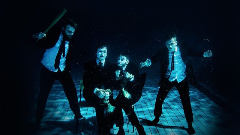 „Neteisėtai padaryti“: „Pradedame naują mimų roko epochą“