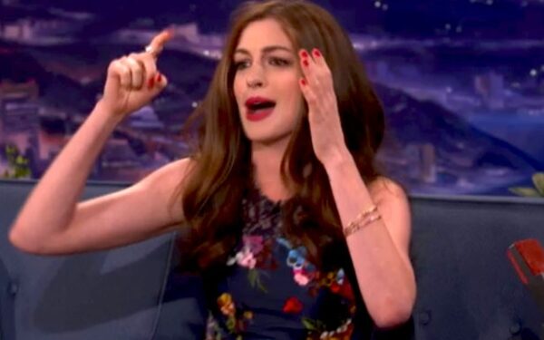 Video pusryčiai: „kietas”  Anne Hathaway repas