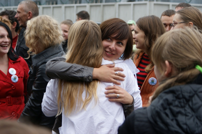 Kaune pasiektas apsikabinimų rekordas (foto)