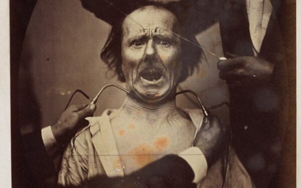 Ch.Darwinas ir jo emocijų testai (Foto)