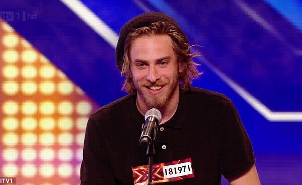 Laidoje „X factor“ visus užbūręs benamis dalyvis dingo it į vandenį