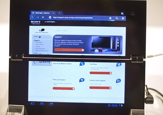 Galas „iPadams“. Kelią perlenkiamam „Sony“!