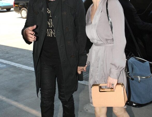 Marilyn Manson veidą pasipuošė keiksmažodžiu