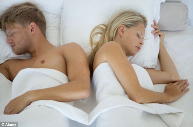 Poros bučinys prieš miegą – jau atgyvena?