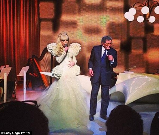 Lady Gaga ir Tony Bennetas - pora