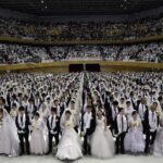 Daugiau nei 3 500 porų susituokė masinėse vestuvėse Pietų Korėjoje (foto)