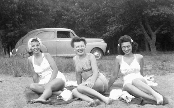 Kaip atrodė amerikietiškų paauglių eros pradžia 1940 metais (foto)