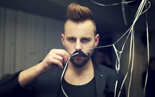 Kaip pasipuošti sutinkant 2013-uosius? „KUKLA Beauty Box“ stilisto A. Samoilenko patarimai