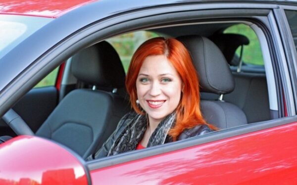 Dainininkė Eva apie automobilius miesto moterims (Interviu)