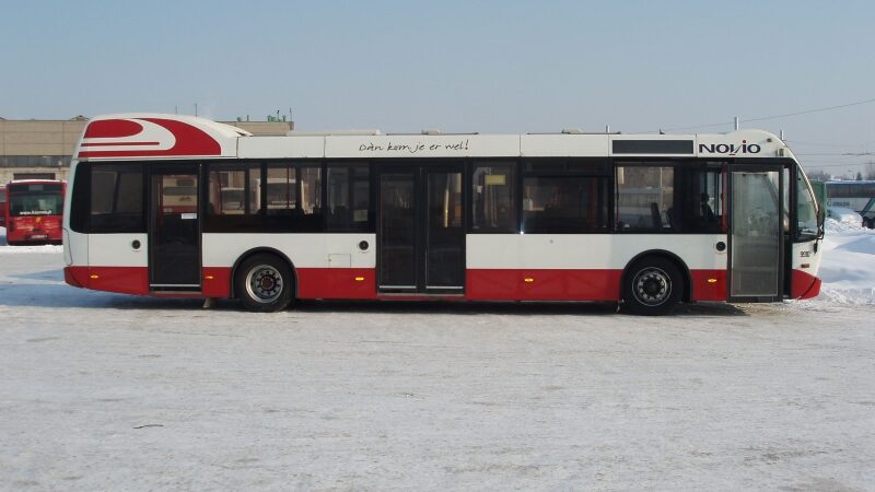 Nuo kovo Kaunas keičia labai senus autobusus į senus